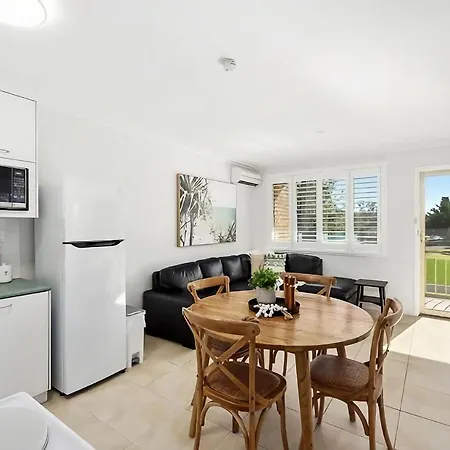 Ernora Court Apartment Urunga Exterior photo